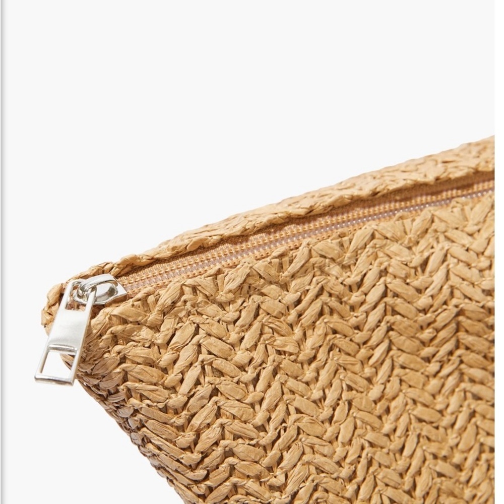 Show Me Your MuMu Tan and White Beach Tote - Picture 5 of 7